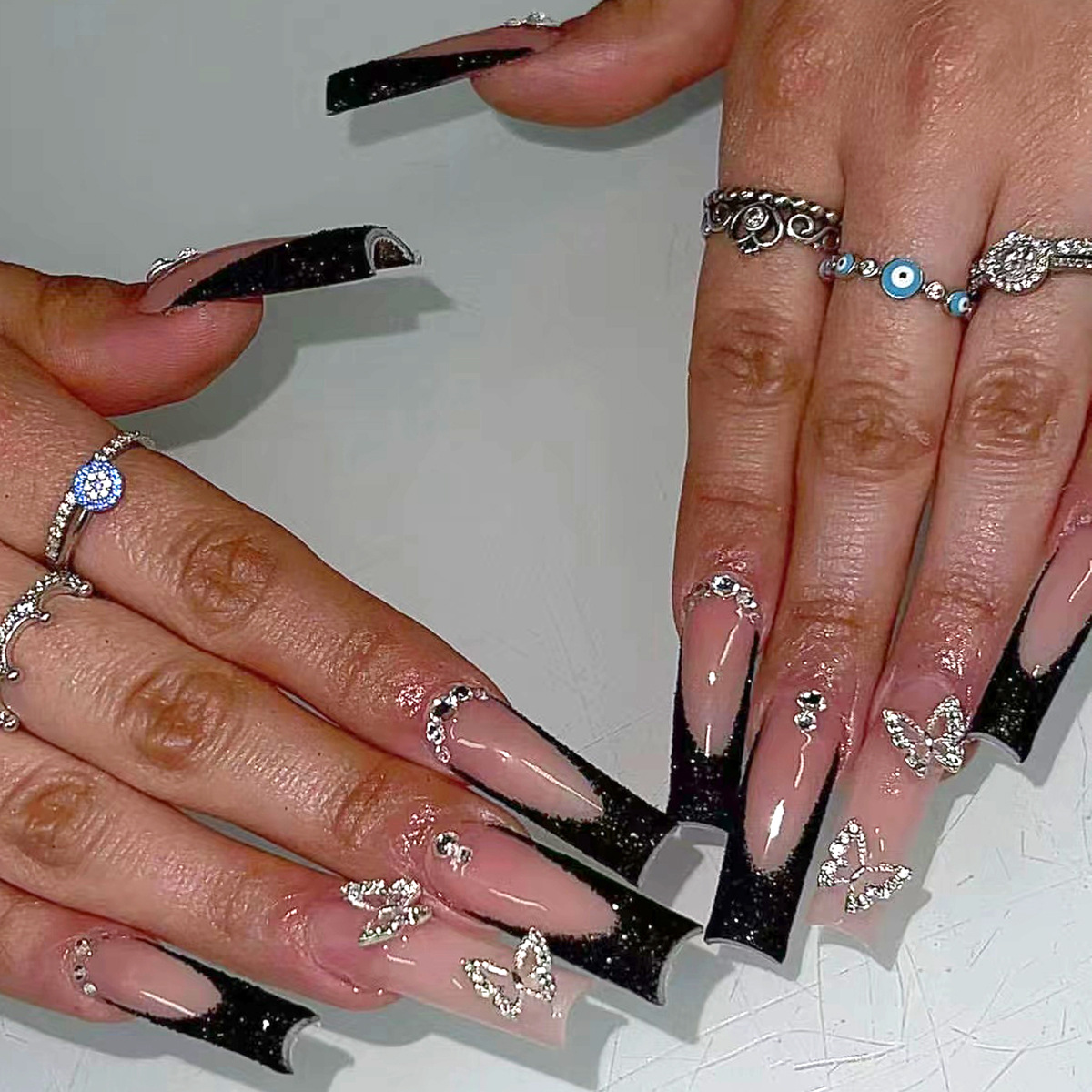 Nail Extension Tips - 24 قطعة الأظافر الفرنسية السوداء وهمية
