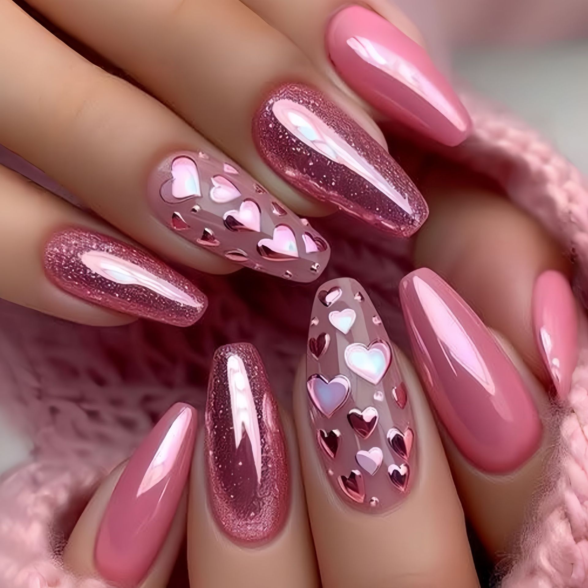 Nail Extension Tips - أظافر صناعية متوسطة الطول بتصميم قلب