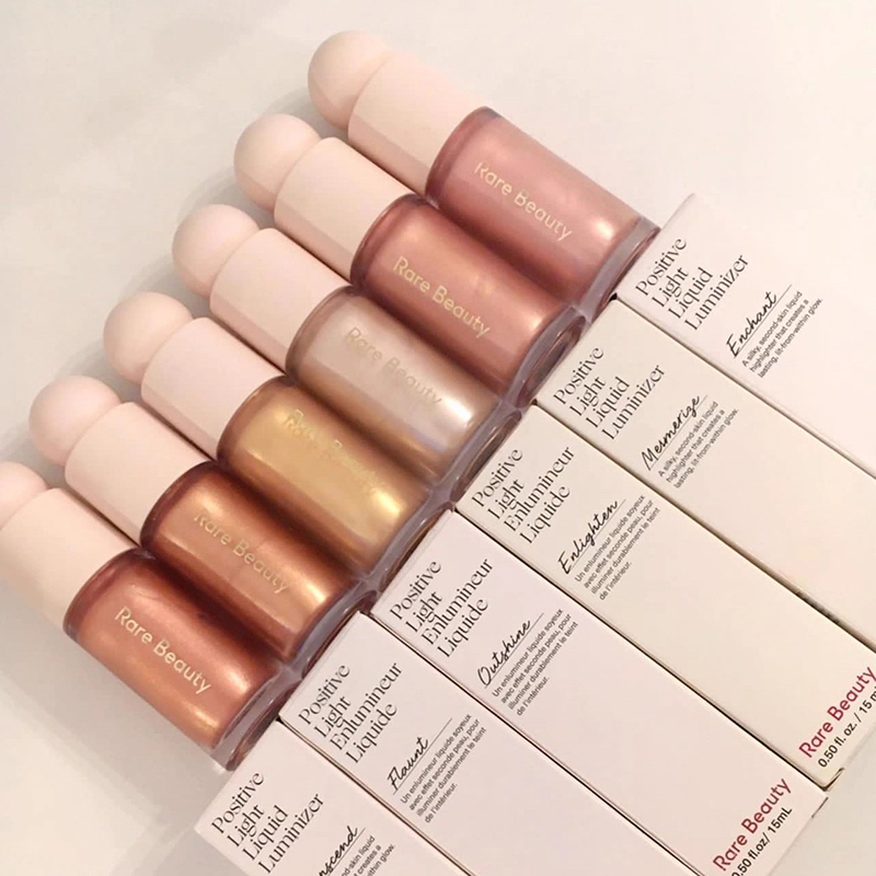 Rare Beauty Makeup Highlighter - هايلايتر رير بيوتي عالي اللمعان، جل