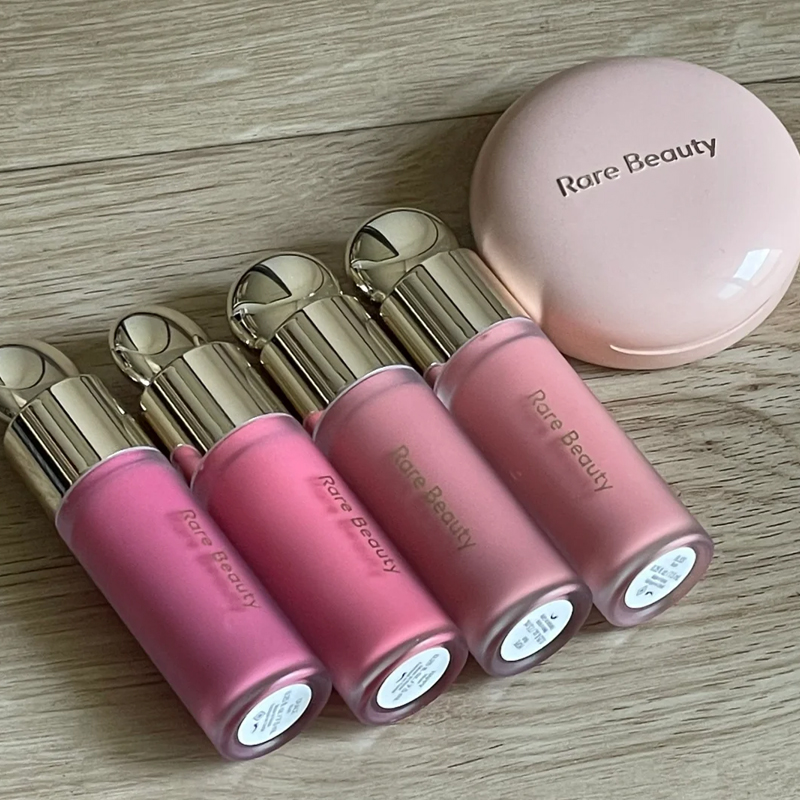 ريير بيوتي بليس بيليف هابي هوب - مراجعة Rare Beauty Makeup Highlighter وسعره