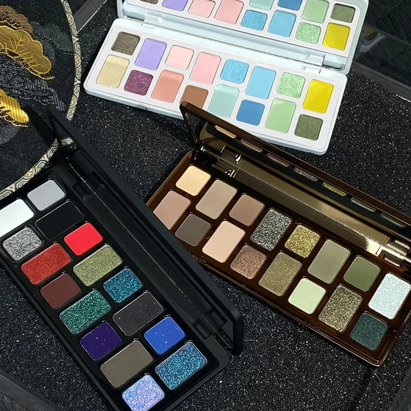 لوحة ظلال عيون مكونة من 16 لون - مراجعة Beauty Makeup Eyeshadow Palette وسعره