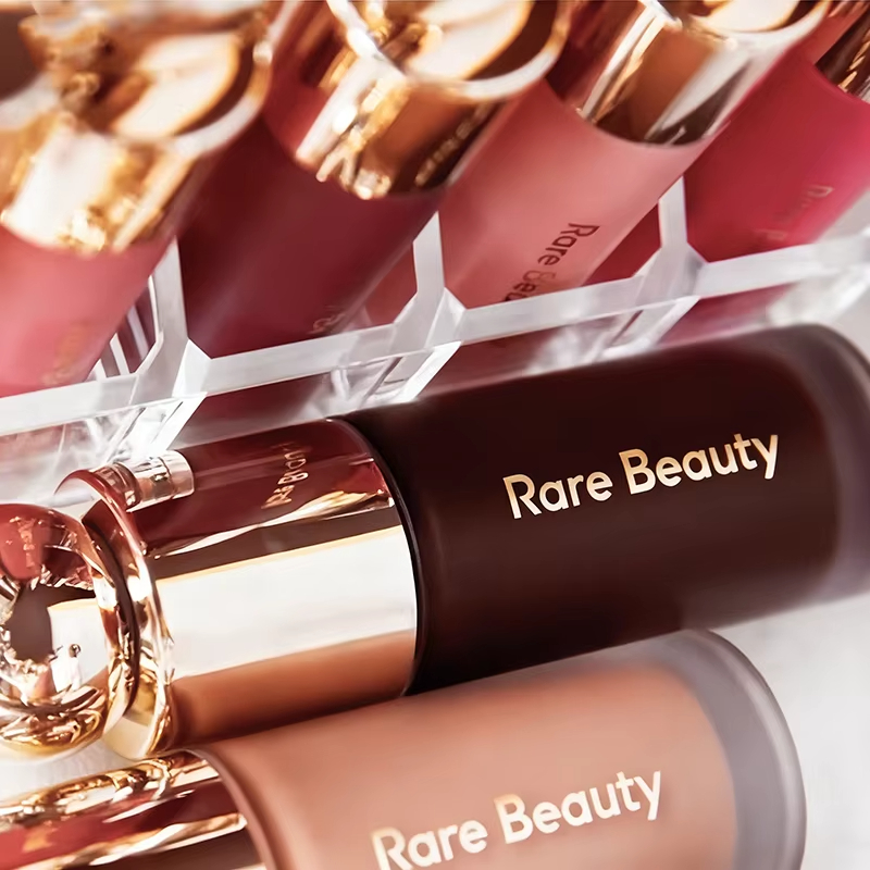 ريير بيوتي وورث هابي لوف جوي ب - مراجعة Rare Beauty Makeup Highlighter وسعره