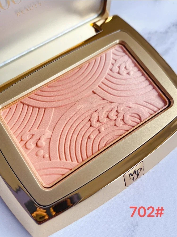 باليت أحمر خدود متدرج الألوان  - مراجعة Rare Beauty Makeup Highlighter وسعره