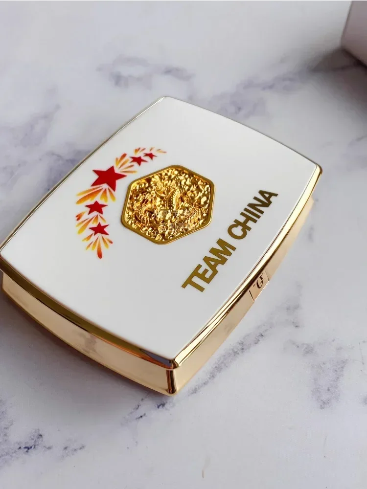 باليت أحمر خدود متدرج الألوان  - مراجعة Rare Beauty Makeup Highlighter وسعره