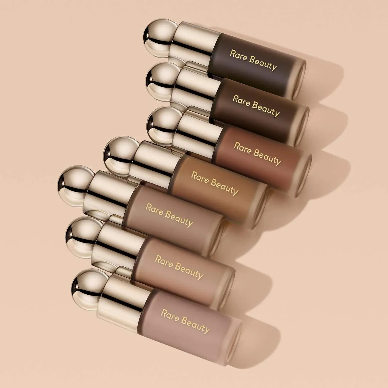 باليت كونتور سائل كريمي من رير - مراجعة Rare Beauty Makeup Highlighter وسعره