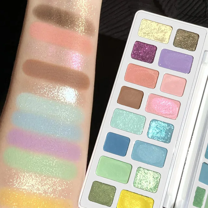 لوحة ظلال عيون مكونة من 16 لون - مراجعة Beauty Makeup Eyeshadow Palette وسعره