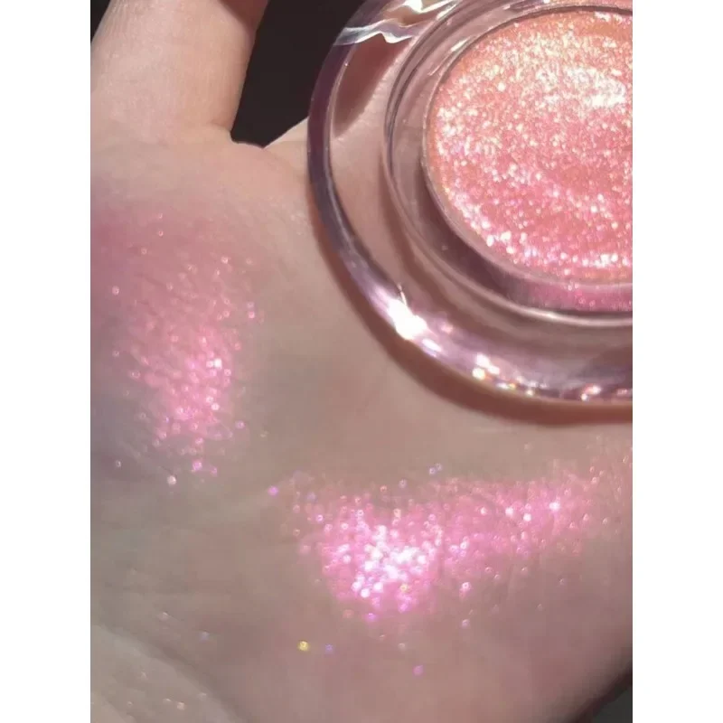 لوحة هايلايتر واحدة من الحرباء - مراجعة Rare Beauty Makeup Highlighter وسعره
