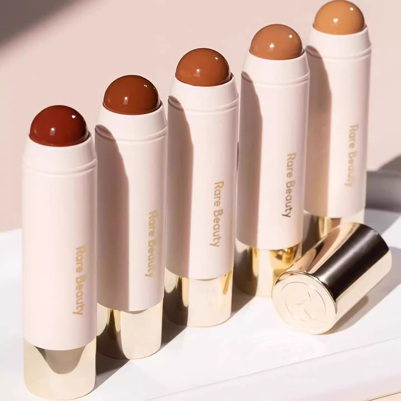 قلم كونتور برونزي فاخر نادر لل - مراجعة Rare Beauty Makeup Highlighter وسعره